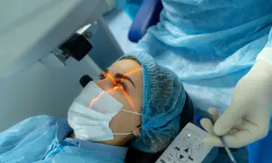 Laserowa korekcja wzroku co to jest i jakie niesie ze sobą ryzyko