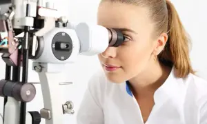Dobór okularów: okulista czy optometrysta - kogo wybrać dla siebie?